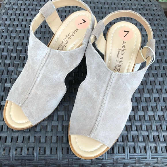 Sofia Milano | Suede Wedge Sandals 💗💗 - Picture 5 of 12